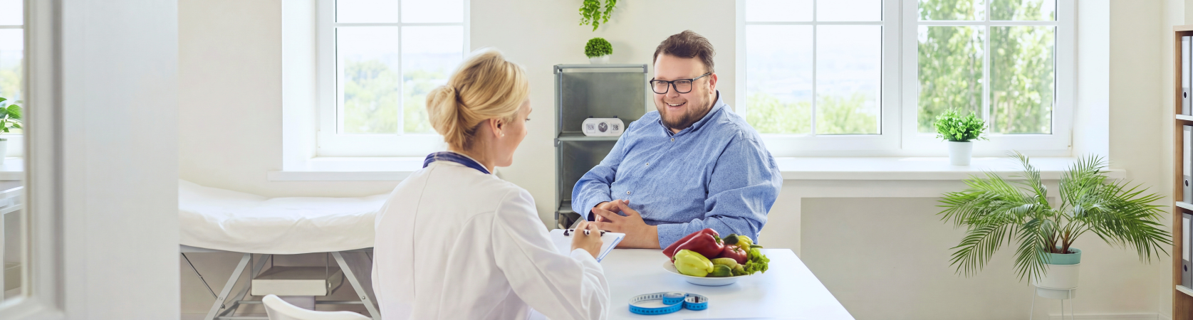 Can You Drink and Still Feel Great? A Nutritionist and Nurse Share Their Top Tips