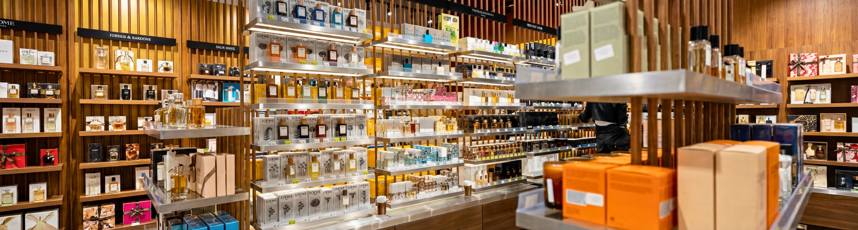 Clean Fragrance Guide: Why More People Are Choosing Sophisticated Natural Scents